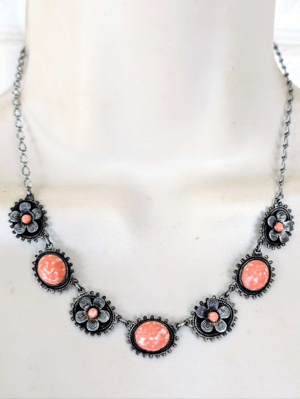 Art Deco Period Czech Coral Speckled Glass Floral Link Necklace 1930's